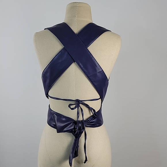 NWT Fashion nova Danna PU top - Picture 4 of 7